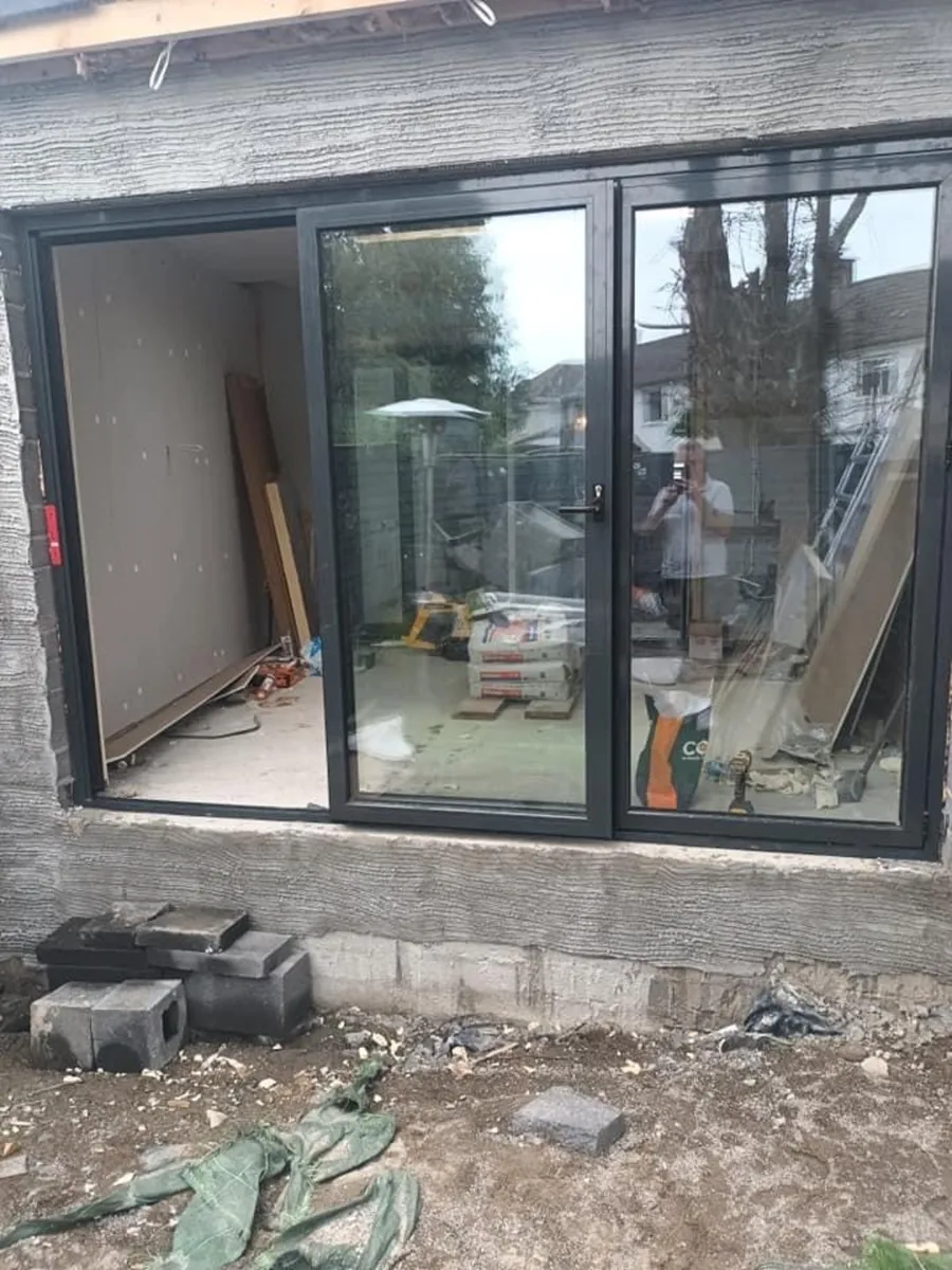 Aluminium Bi-folding doors - Image 3