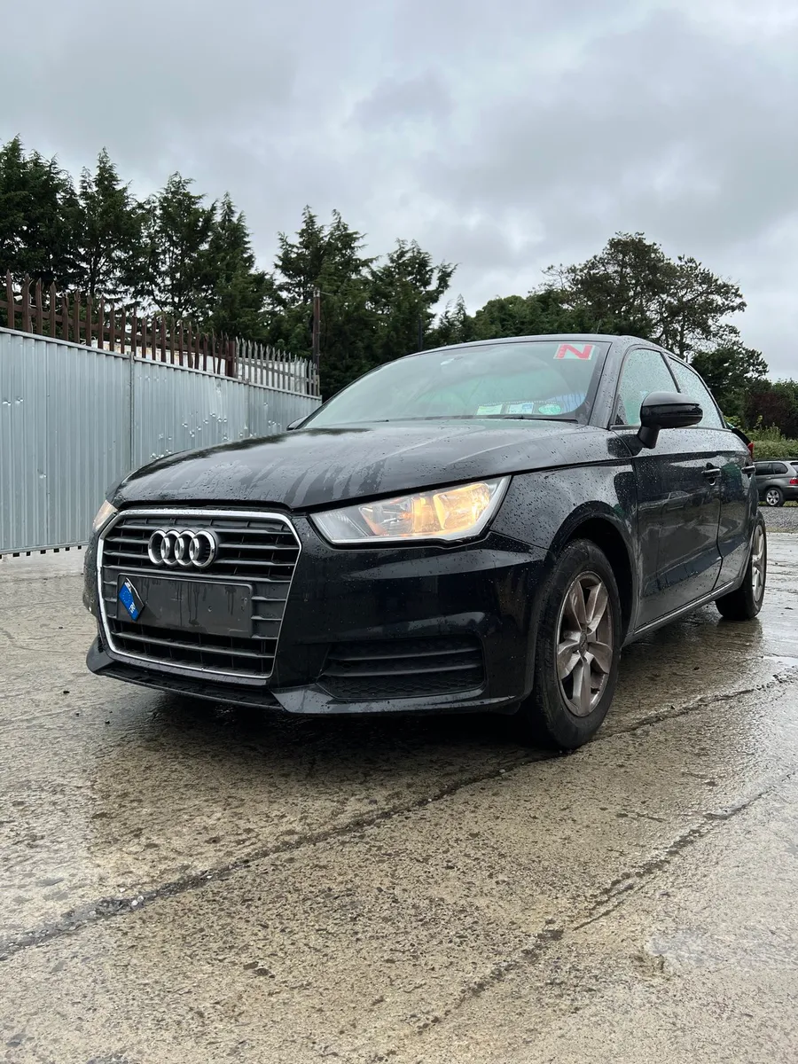 Breaking audi a1 tfsi 2016 chzb qts ly9t - Image 1