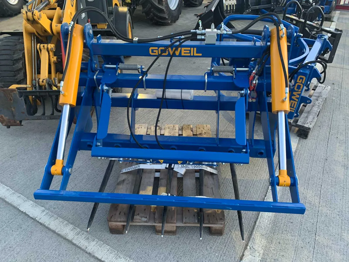 Goweil Bale Shear - Image 1