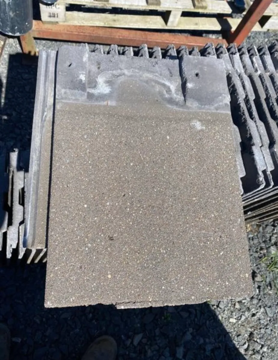 Reclaimed concrete roofing tiles for sale - Image 3