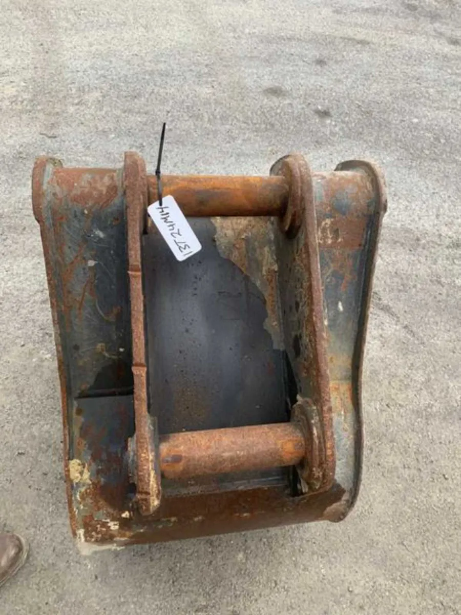 Miller Scoop 13ton 24” foundation bucket - Image 3