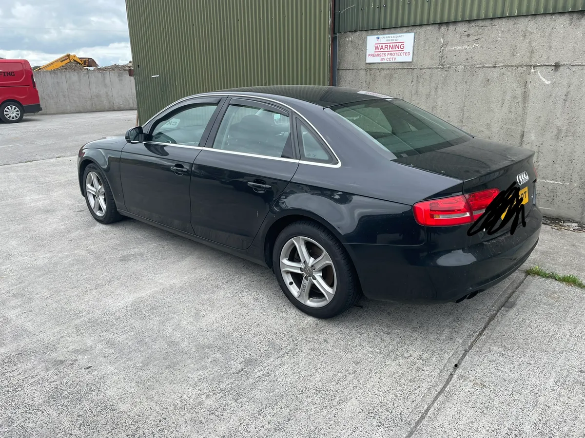 2012 Audi A4 2.0 tdi for dismantling - Image 2