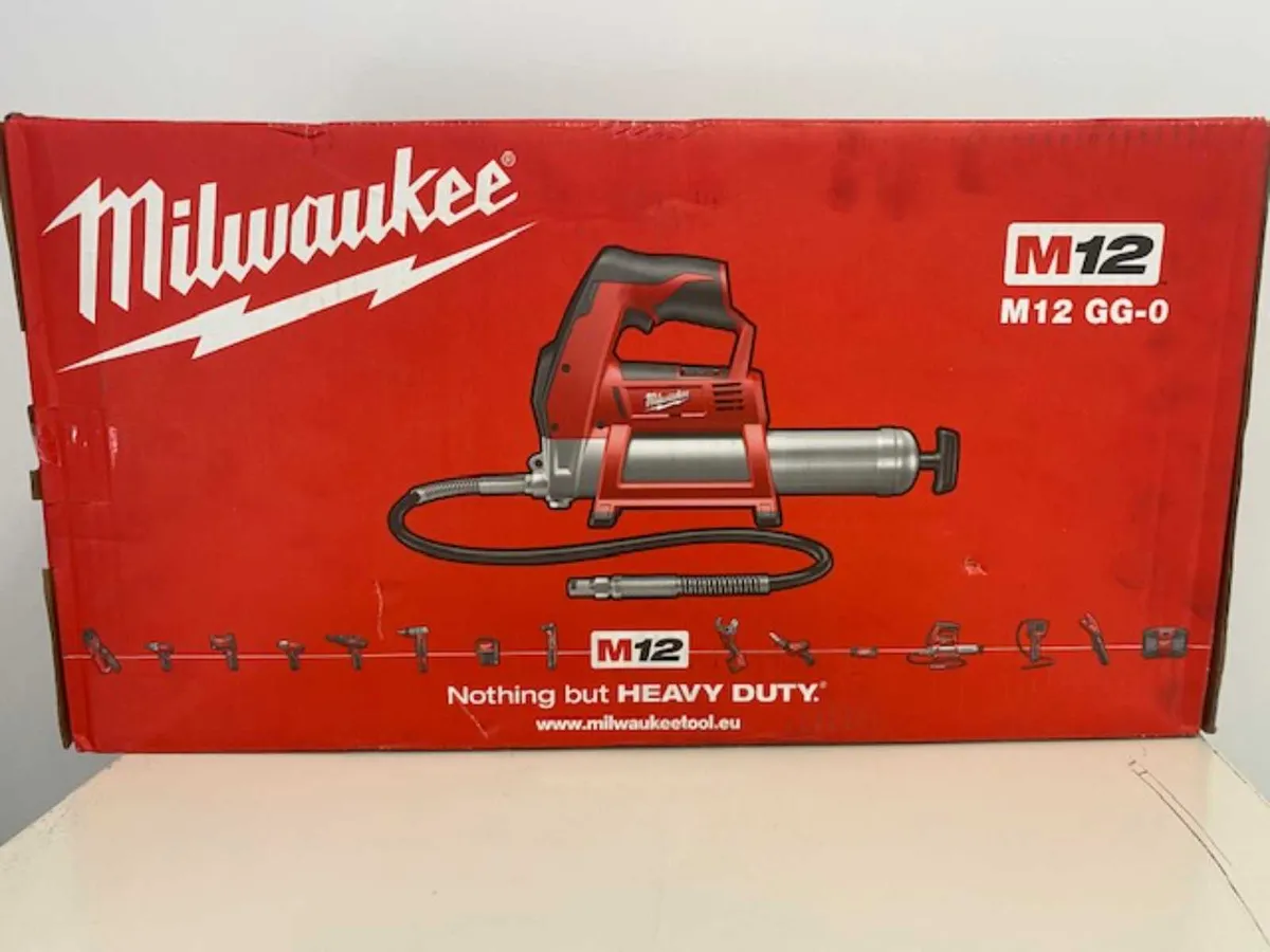 M12™ Sub Compact Grease Gun - Image 2