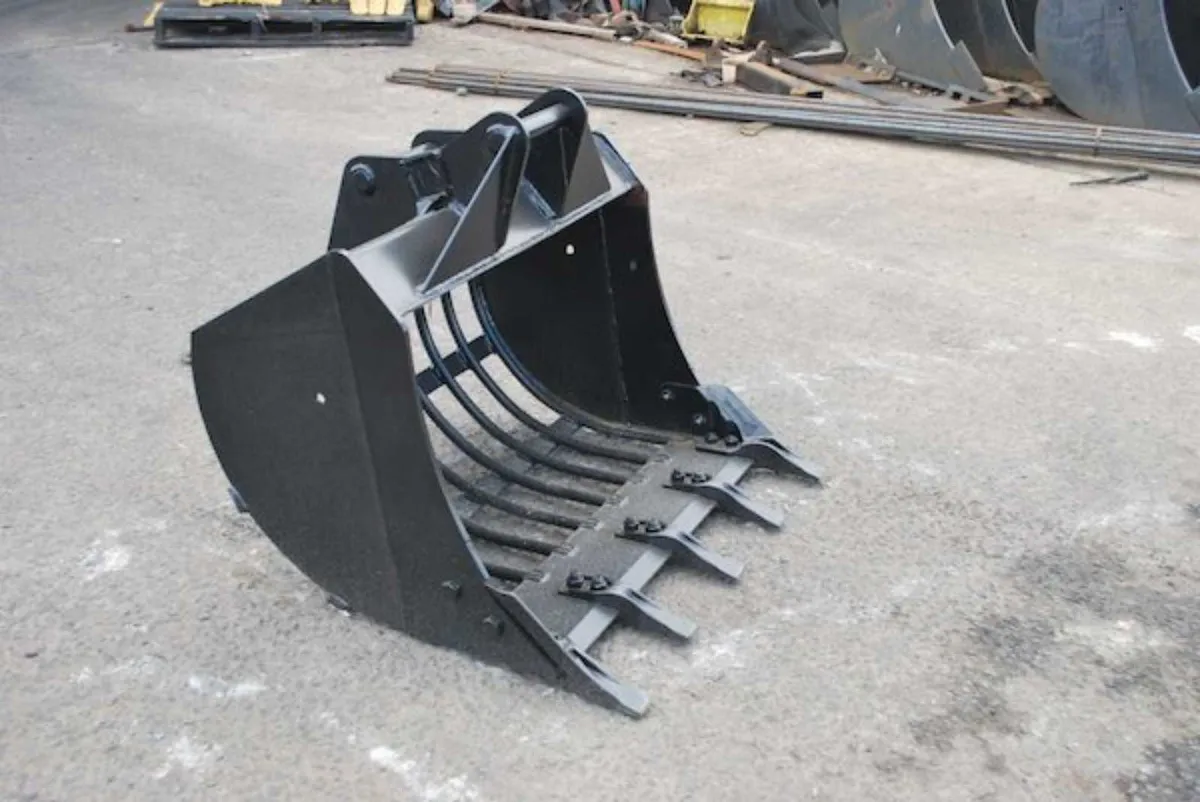 2.5T-3.5T // Riddle Bucket for Excavator // 3ft