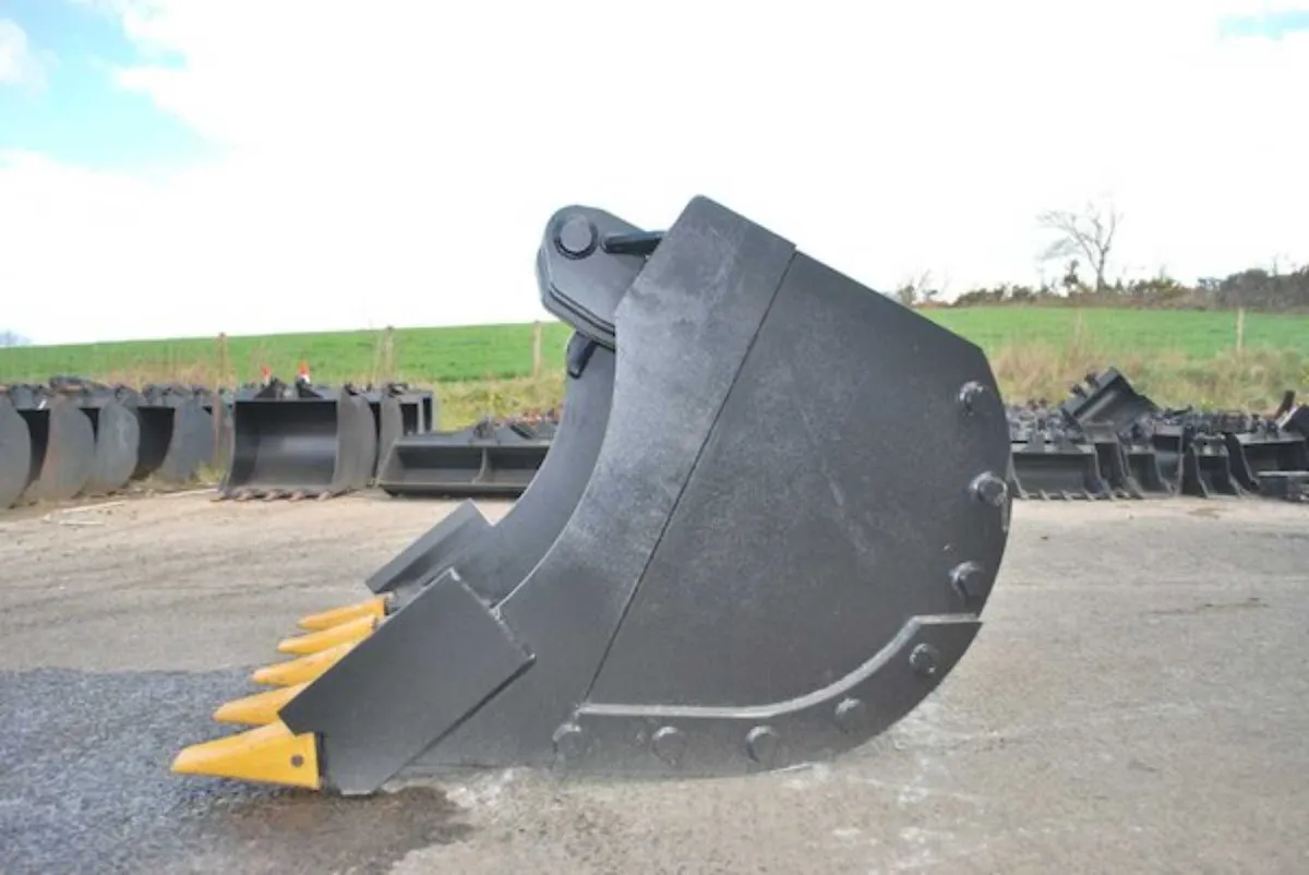 5FT // 30T// Riddle Bucket for excavator - Image 3