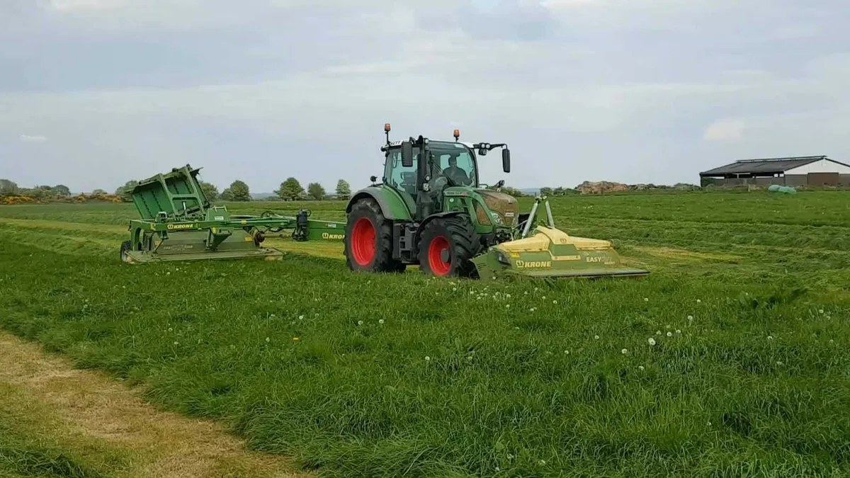 Krone Front Mounted Mowers - Image 4