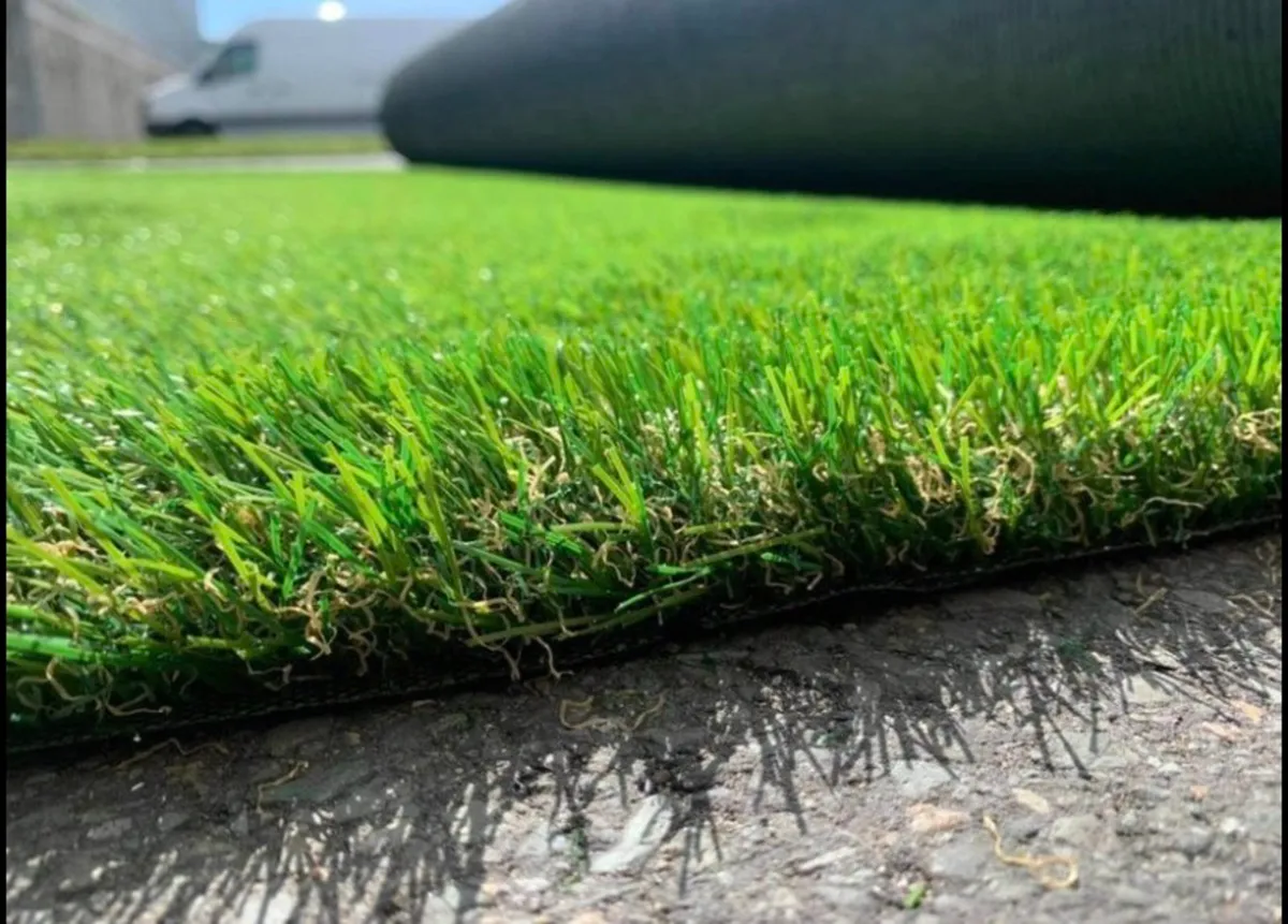 New 40mm Premium Artificial Grass - Image 1