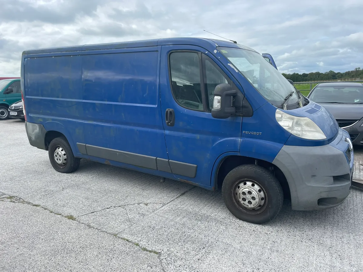 2008 Peugeot boxer 2.2 diesel for dismantling