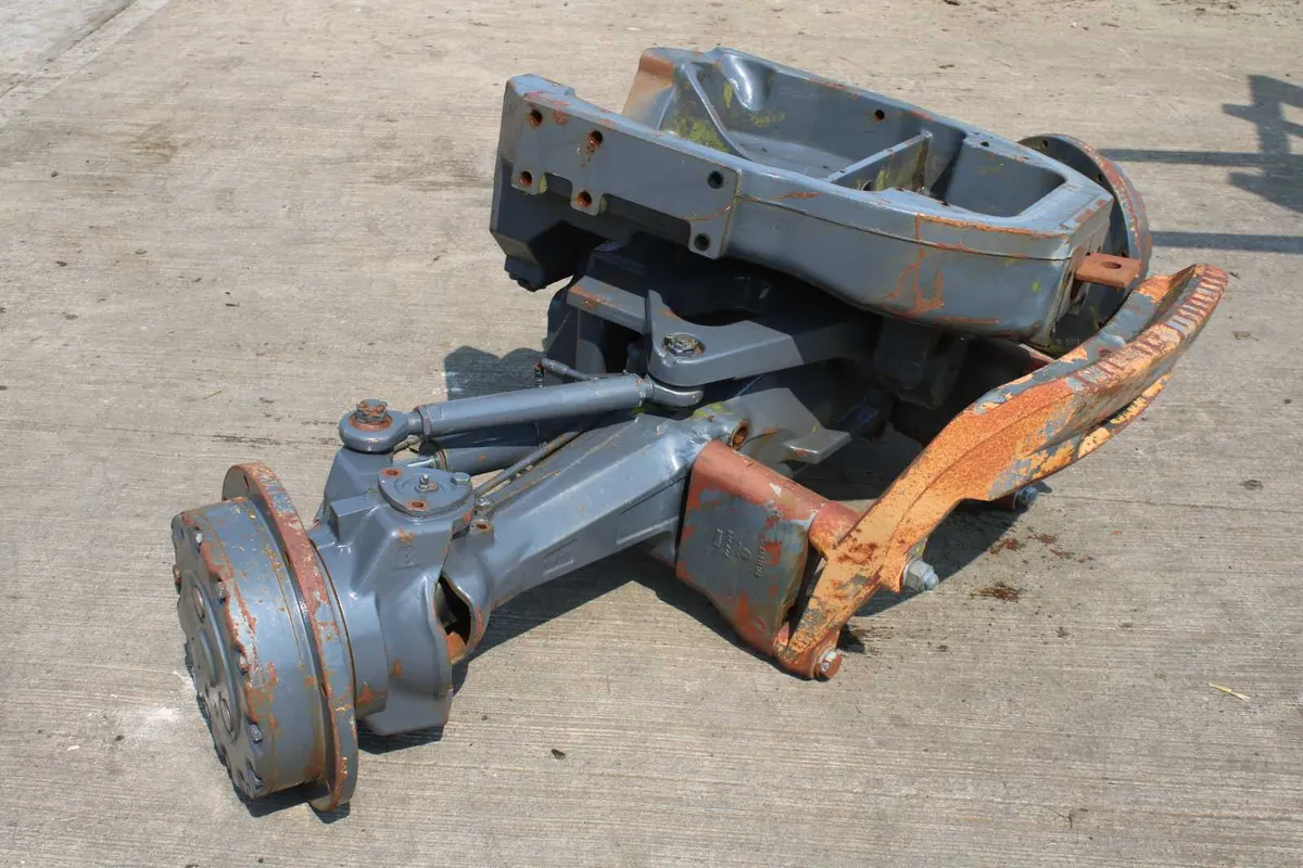 TM 150 Supersteer Front Axel and Bolster - Image 2