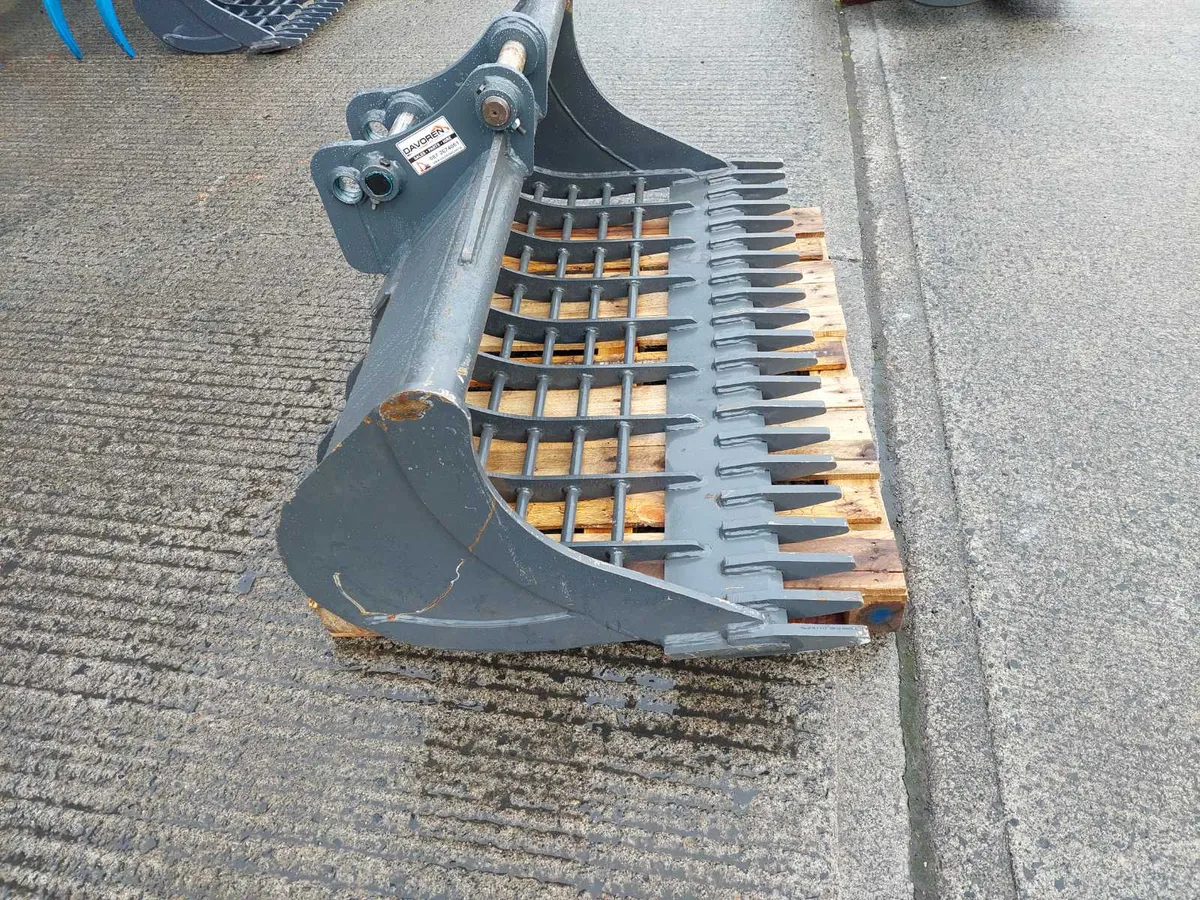 JDE Heavy duty 6t rake with multi pickup