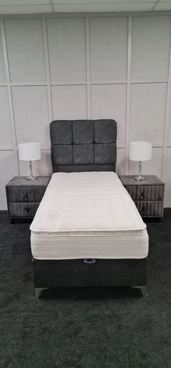 Main picture single bed grey or navy blue yes 279€ - Image 1