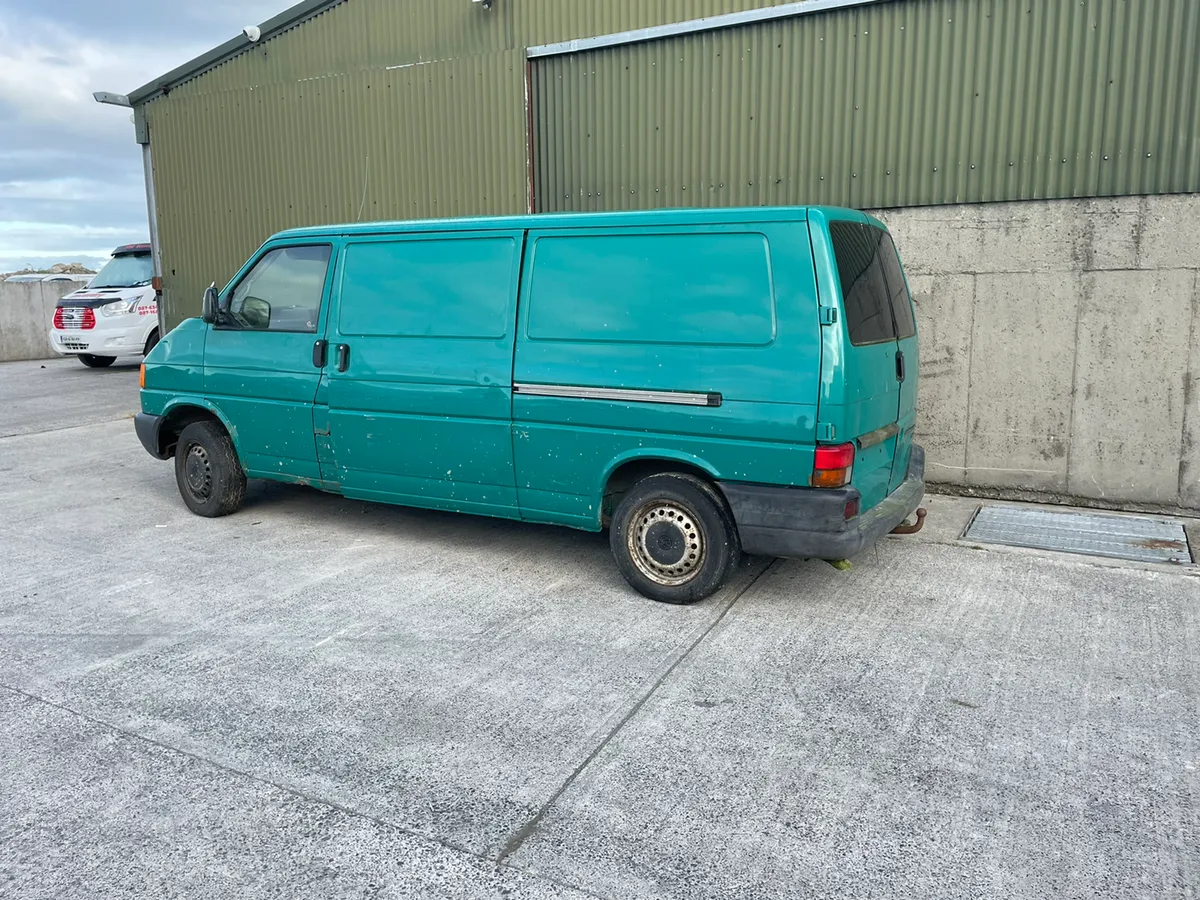 2002 vw transporter 2.5 t4 for dismantling - Image 2