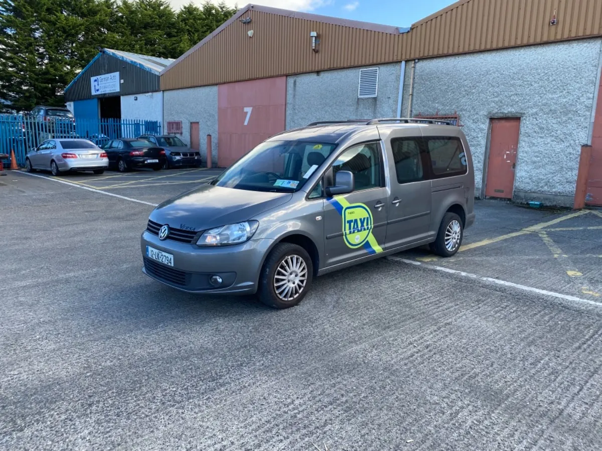 2012 VW CADDY MAXI LIFE BREAKING