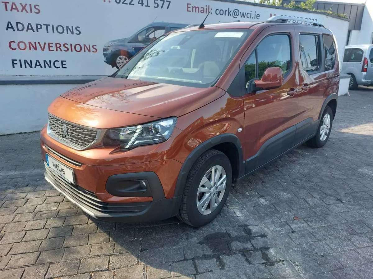 Wheelchair Accessible 2021 Peugeot Rifter - Image 1