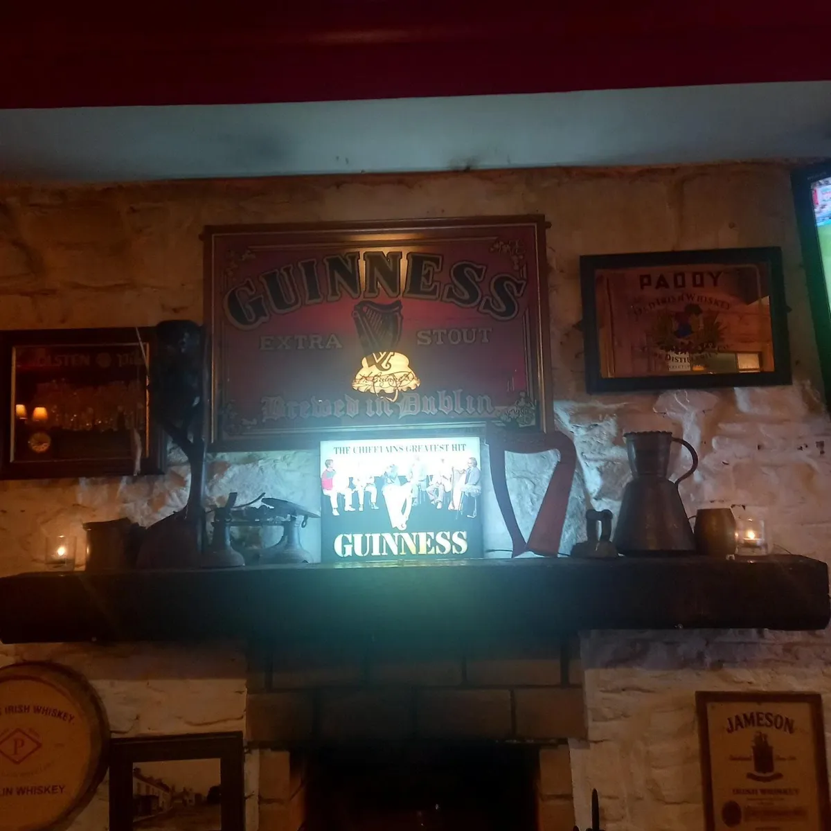 The Chieftains Guinness Light Up Musicians Box - Image 4