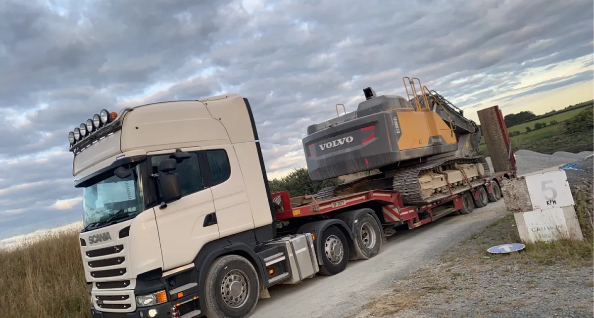 Low Loader and general haulage