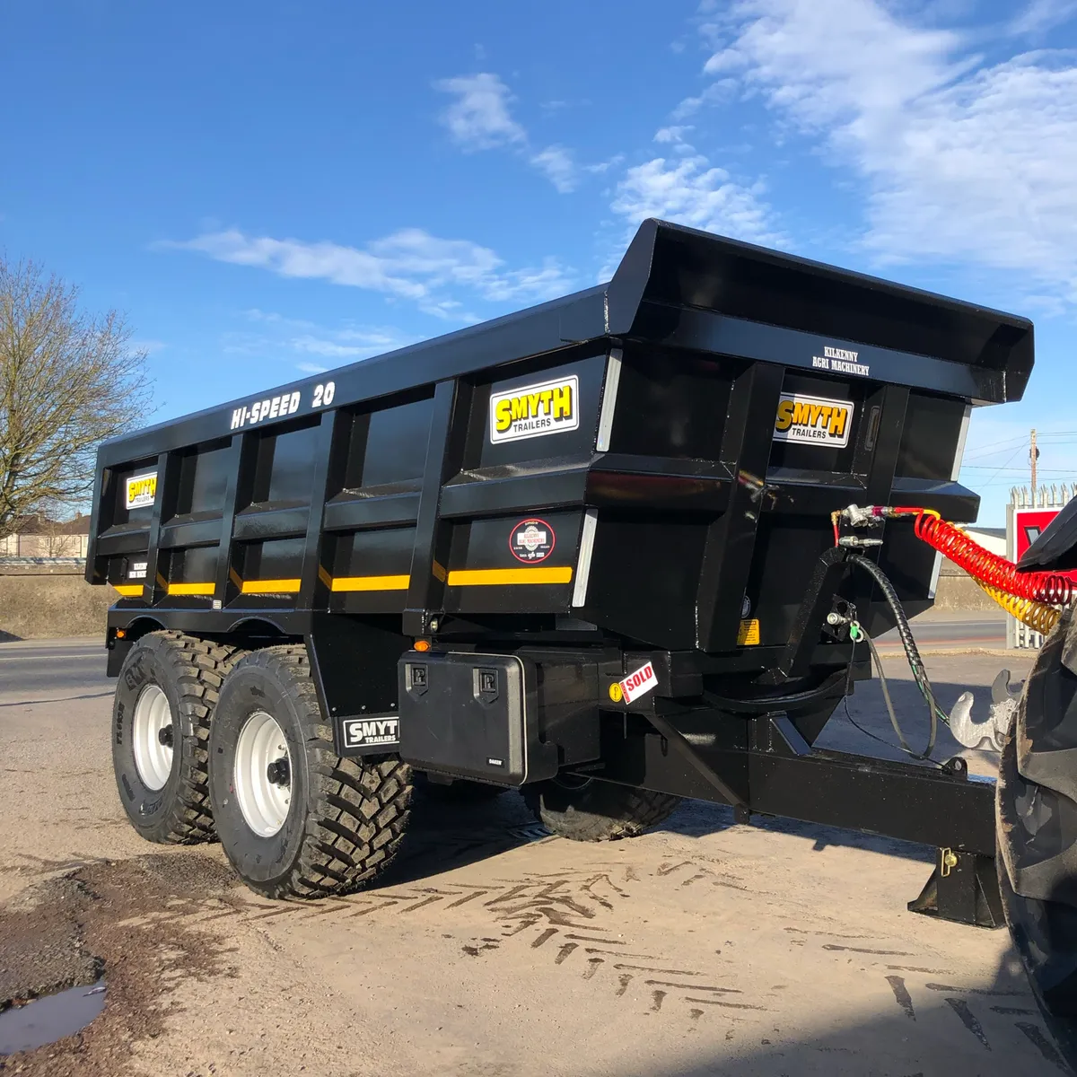 New Smyth 16T & 20T Dump Trailers Available
