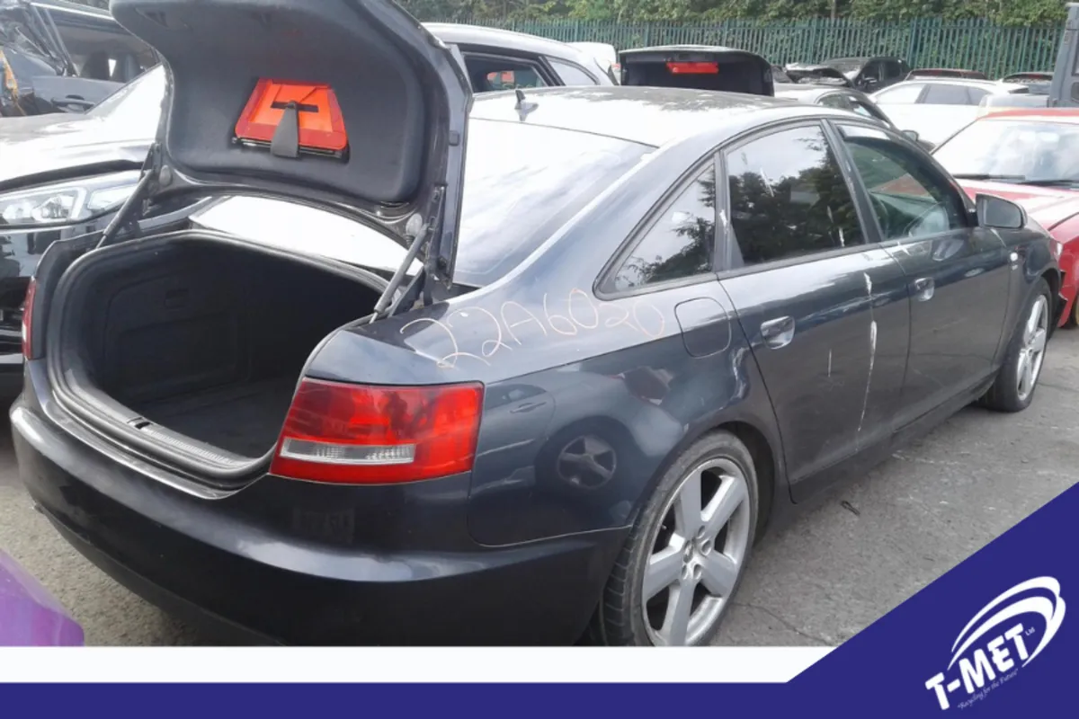 Audi A6, 2005 BREAKING FOR PARTS - Image 1