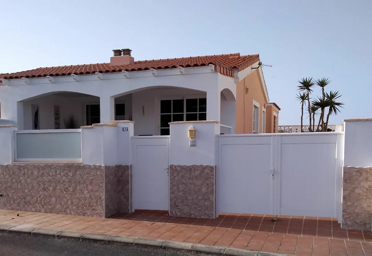 2 bedroom bungalow Fuerteventura - Image 1