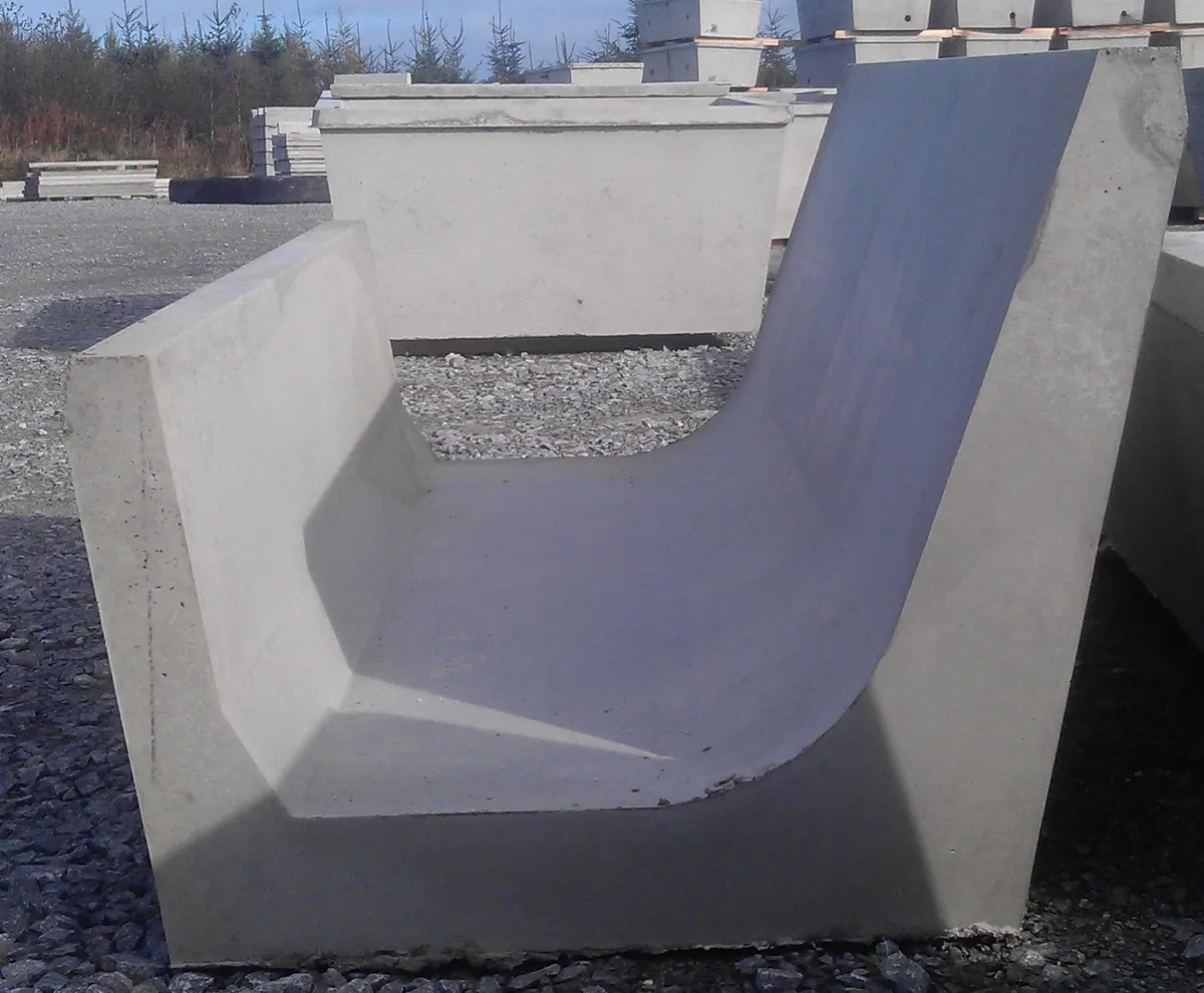 J Shape Feed Barrier Trough - Image 3