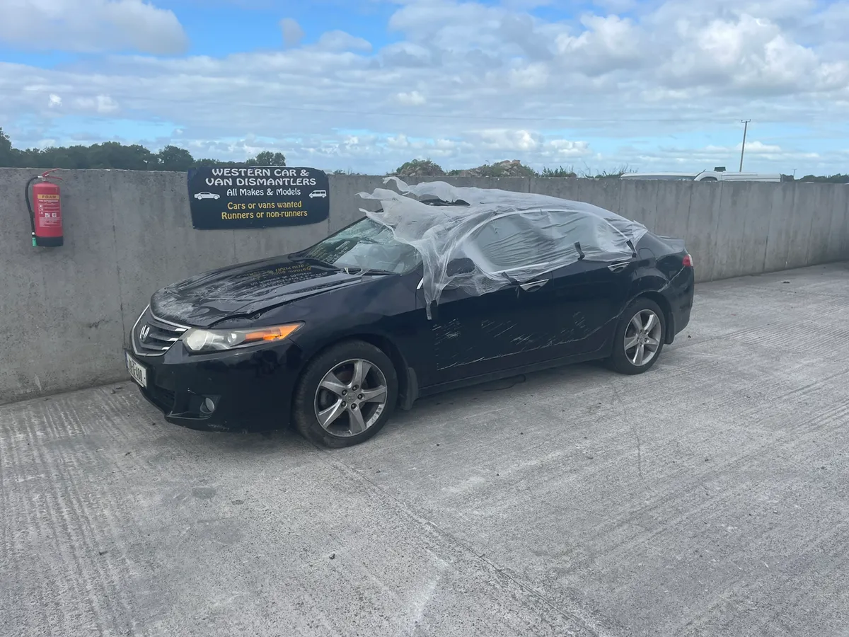 2009 Honda Accord 2.2 diesel for dismantling