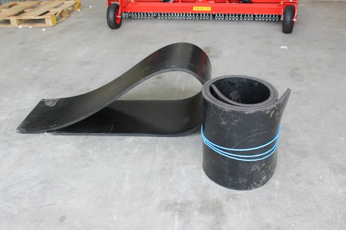 REPLACEMENT YARDSCRAPER RUBBER - Image 3