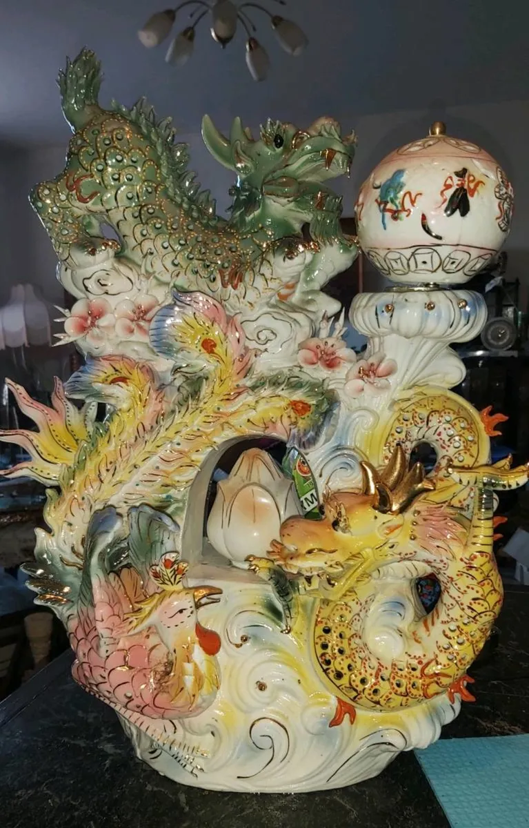 Spectacular Chinese porcelain lamp moving ball - Image 2