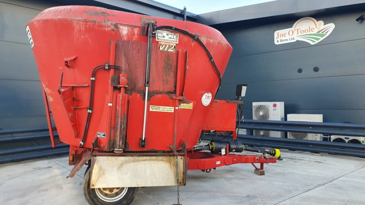 Used Hi Spec V 12 12 Cubic Tub Feeder - Image 4