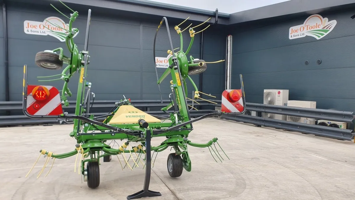 New Krone Vendro 560 4 Rotor Tedder - Image 1