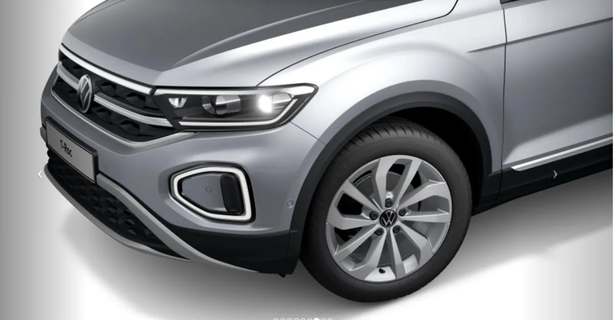Volkswagen T-Roc Automatic Style 75 Plus 1.5 Petr - Image 4