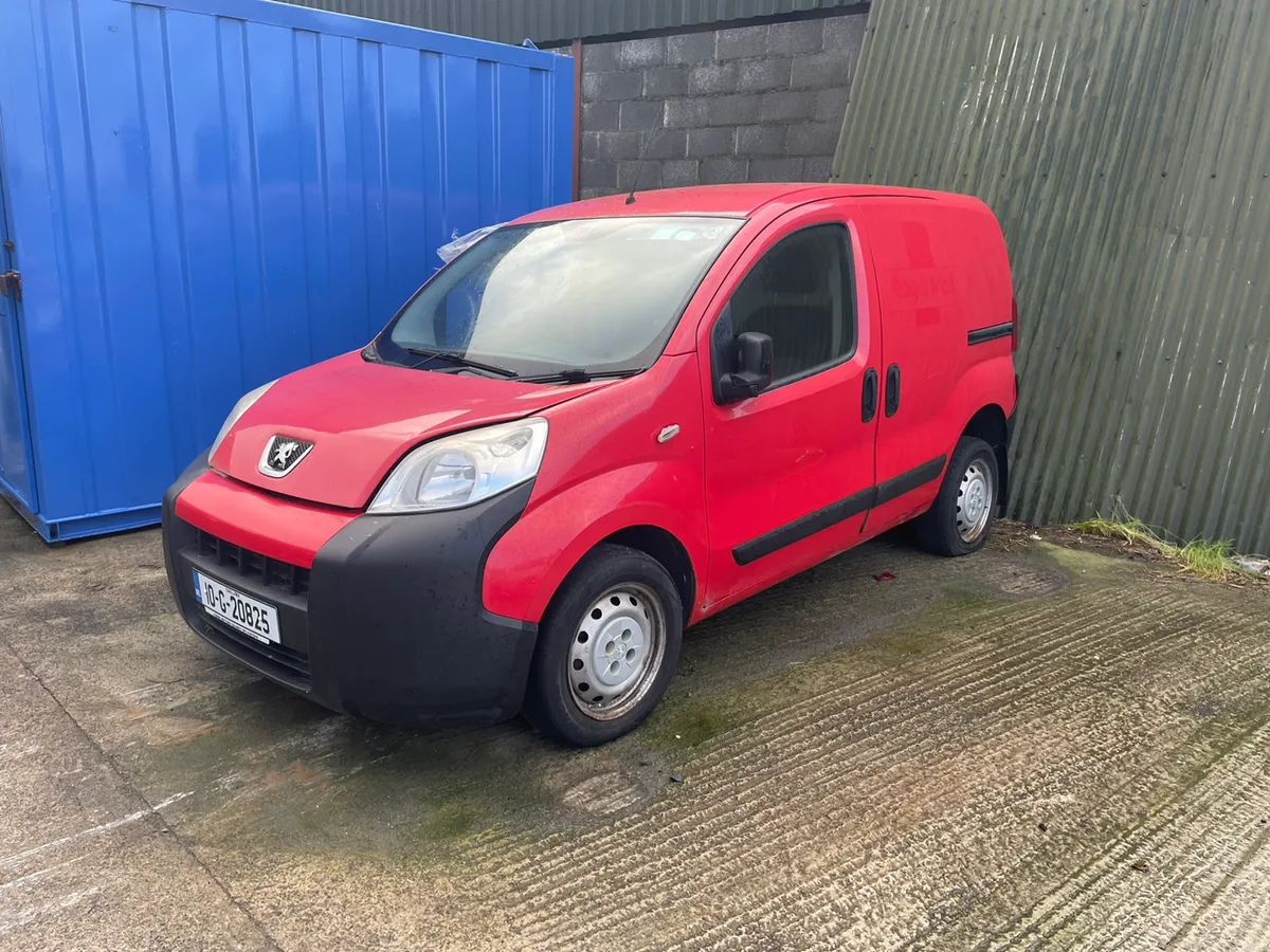 2010 Peugeot bipper 1.4 diesel for dismantling