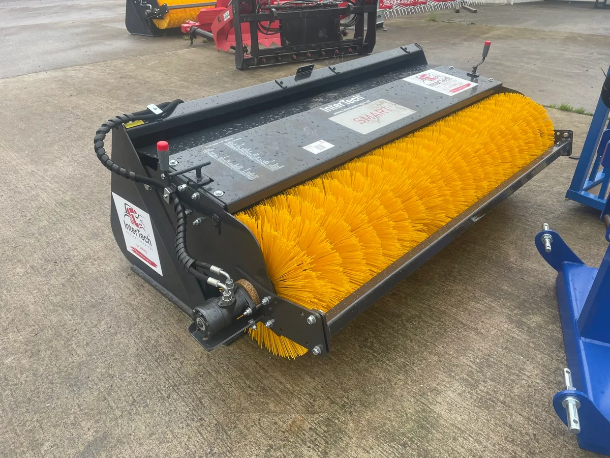 Intertech sweeper/buckets - Image 2