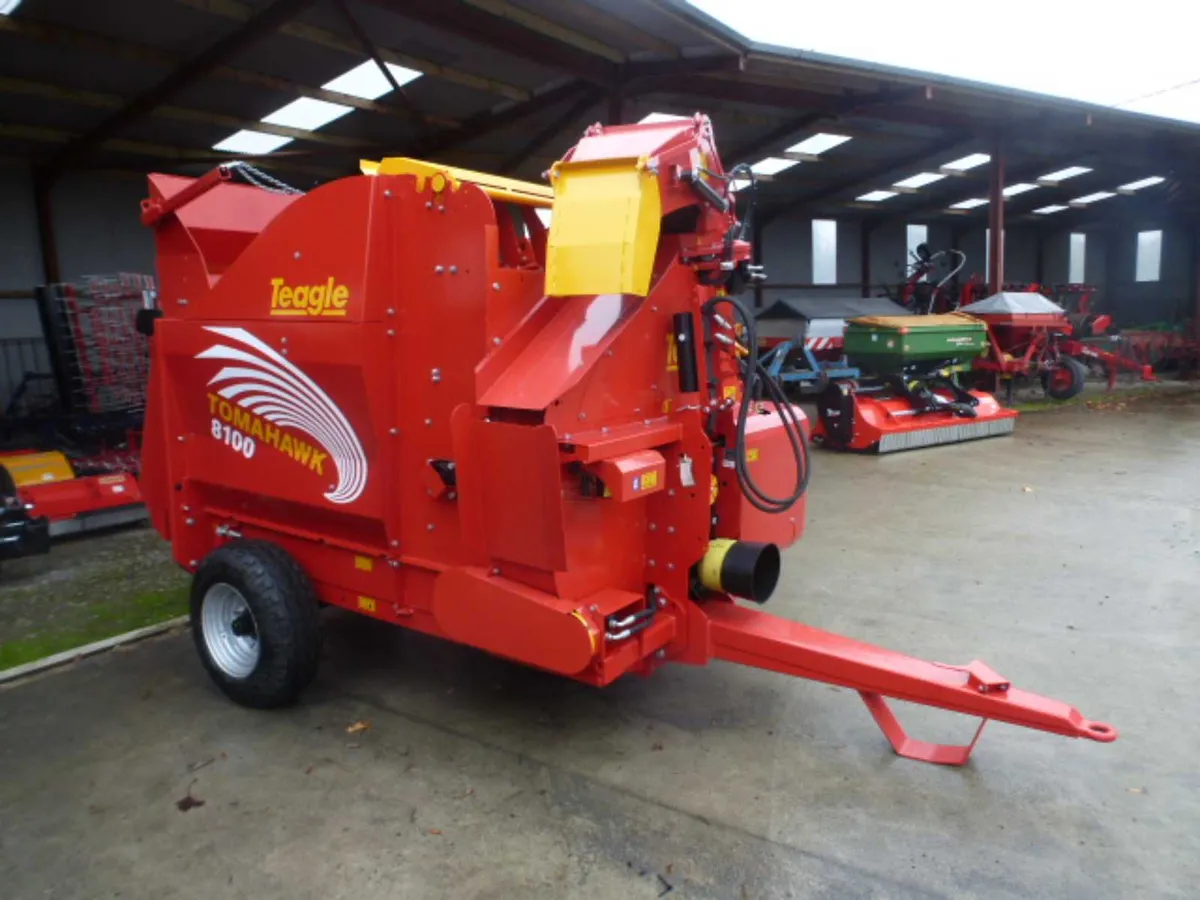 Teagle 8100 Silage/straw bedder - Image 2