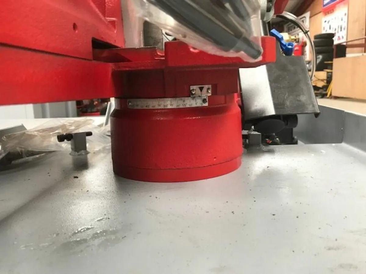 Single Phase Bandsaw Semi Automatic - Image 3