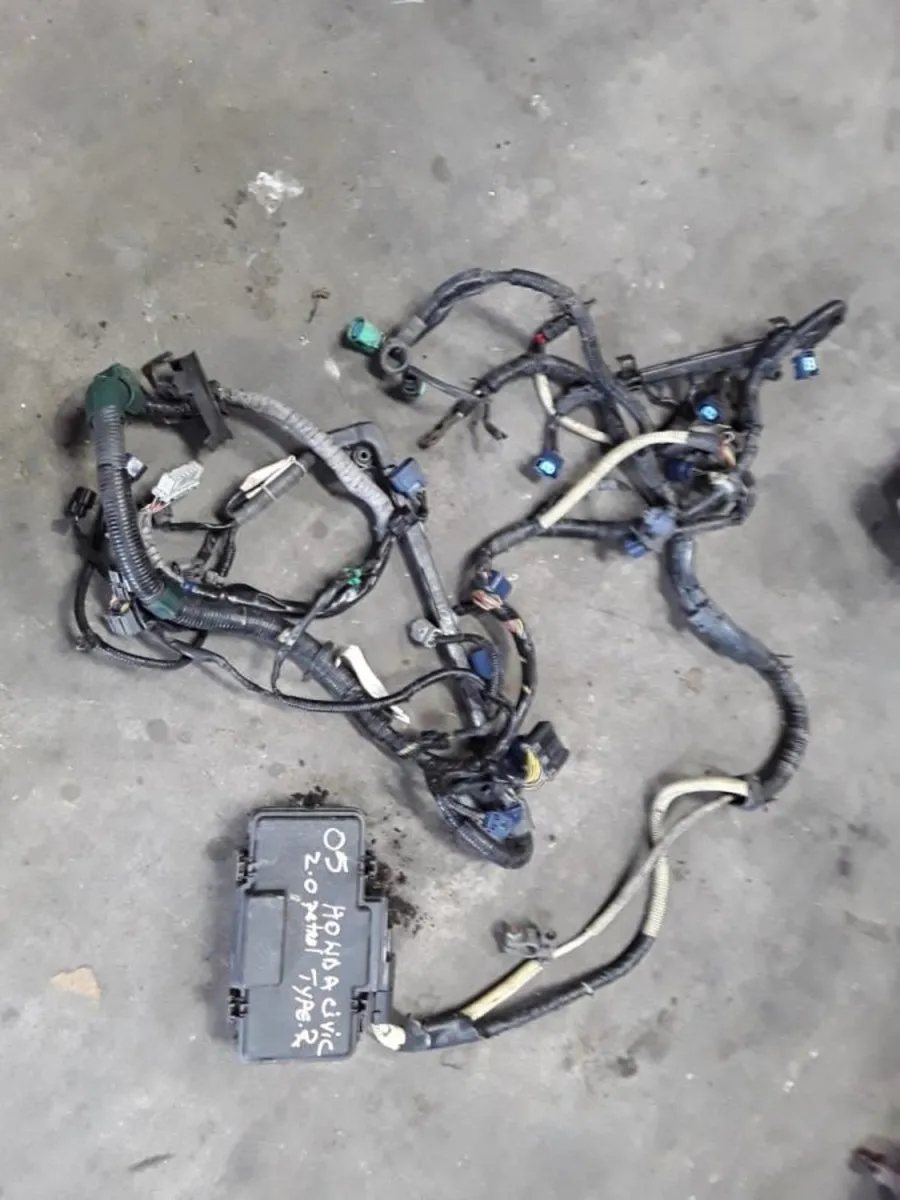 ** 2005 HONDA CIVIC TYPE R PARTS ** - Image 3