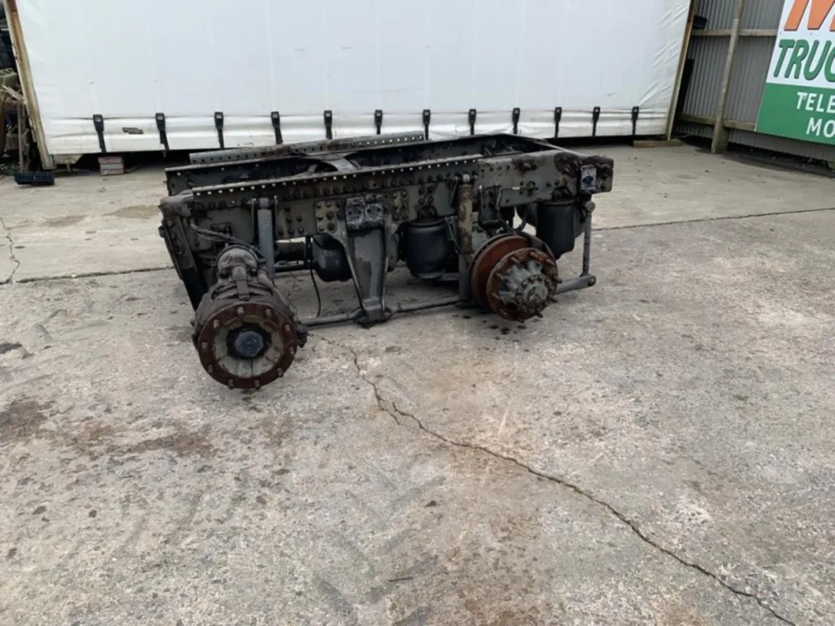Volvo FH12 Volvo Twin Axle Boggie - Image 2