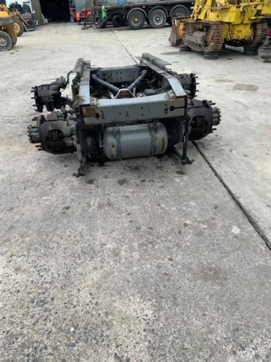 Volvo FH12 Volvo Twin Axle Boggie - Image 3
