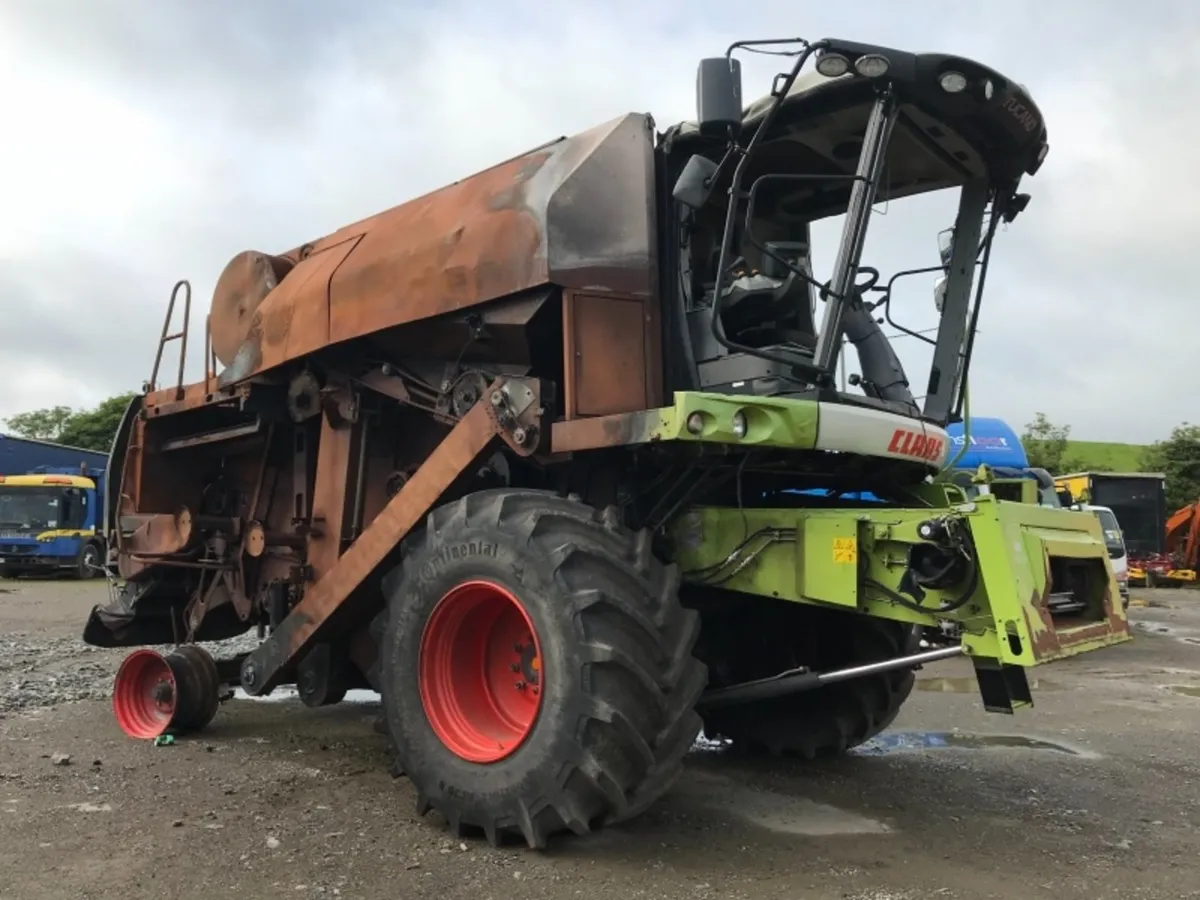 *** CLAAS TUCANO COMBINE  *** - Image 2