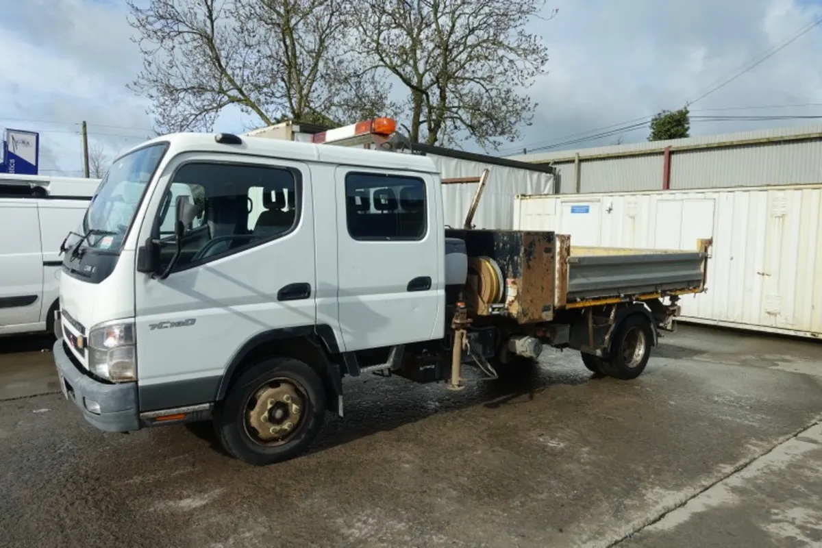 Mitsubishi Canter Crew CAB Tipper....parts AND Sp for sale in Co. Louth