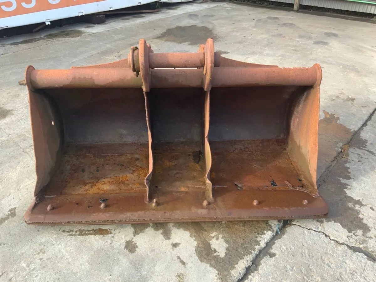 ***  72" GRADING BUCKET.........80mm PINS """ - Image 3