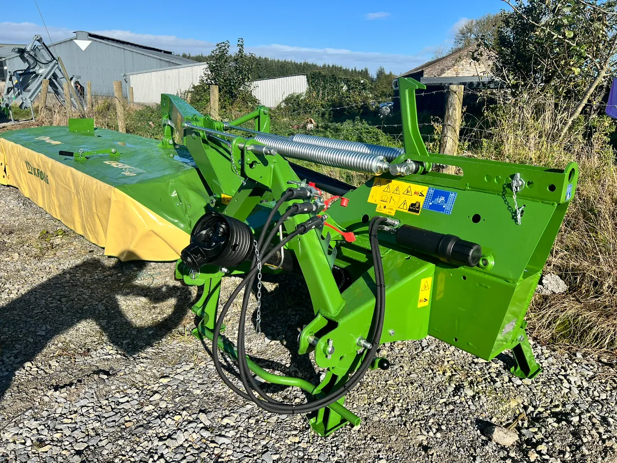 Krone ECR360 12 foot mower - Image 2