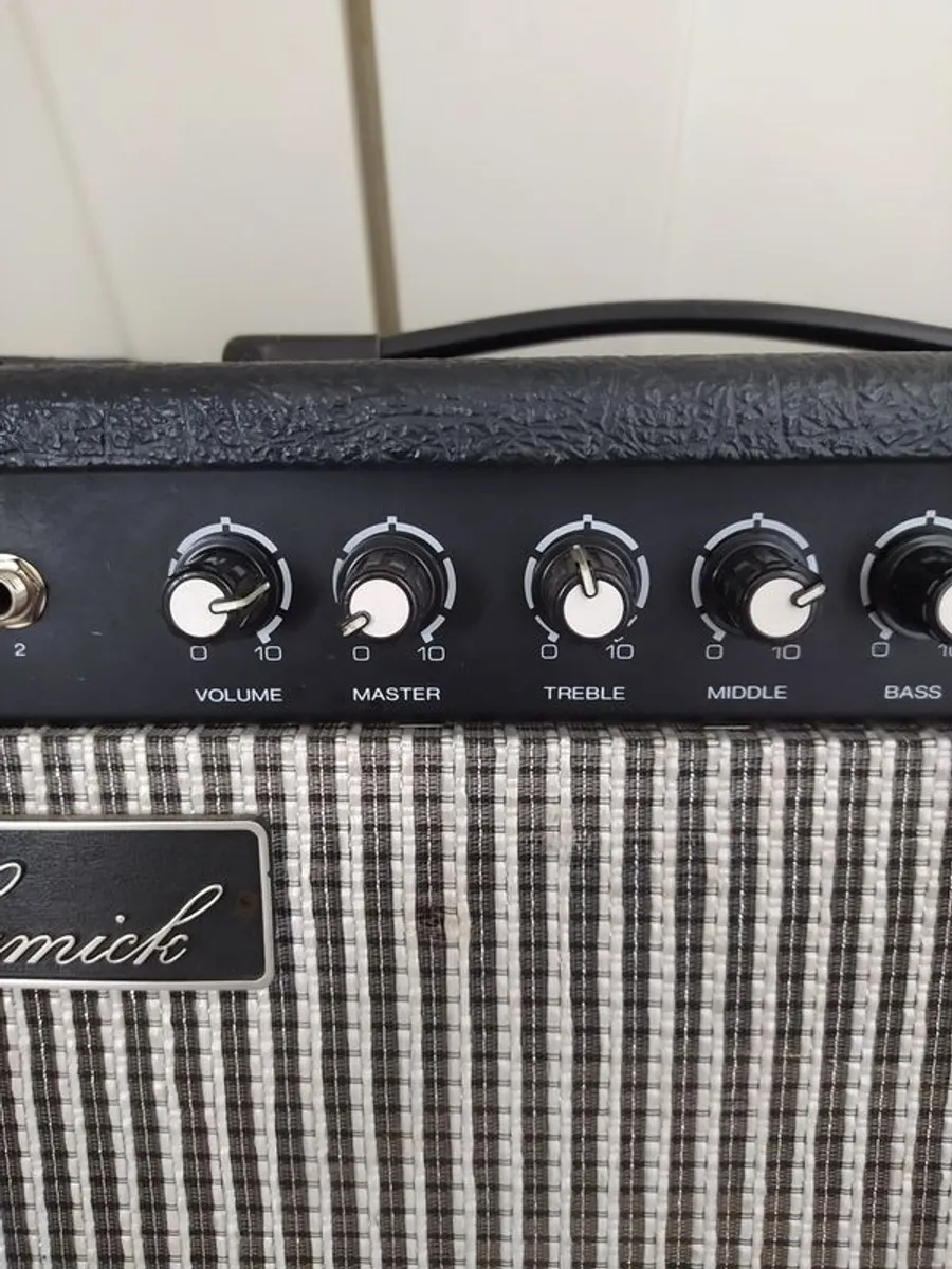 Amplifier - Image 3