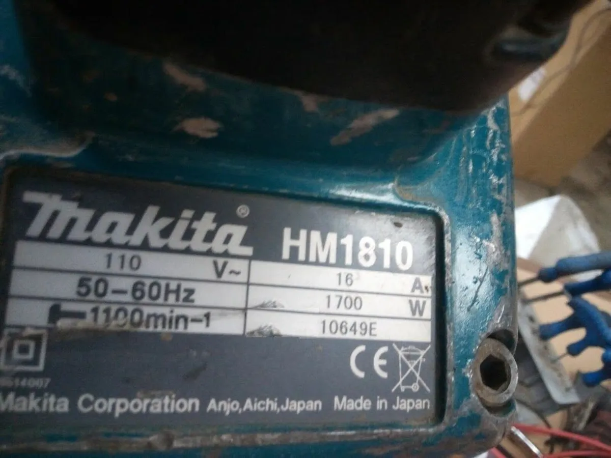 Makita  Kango  Hammer - Image 3