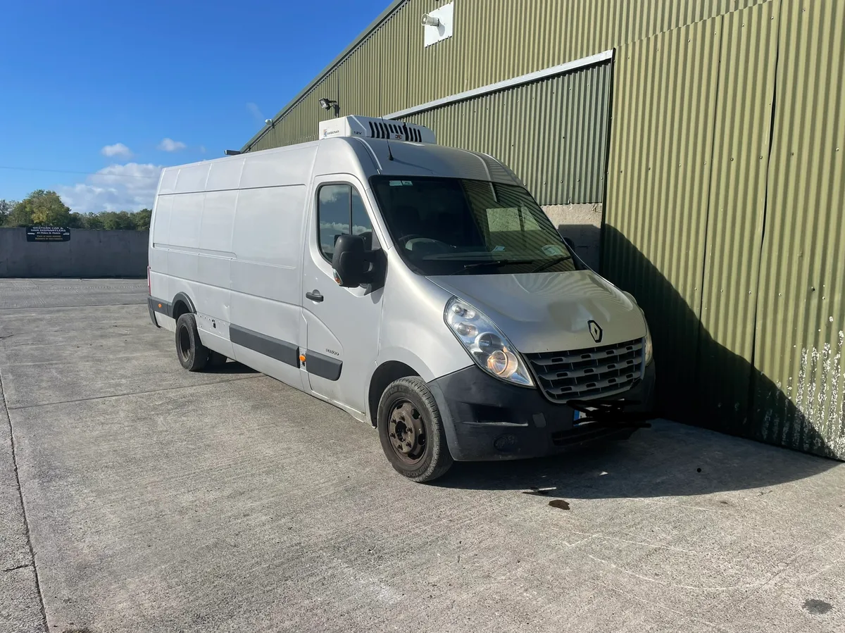 2012 Renault master 2.3 rwd for dismantling