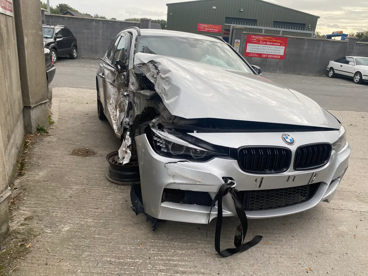 For Parts 2014 BMW 320 diesel estate - Image 3