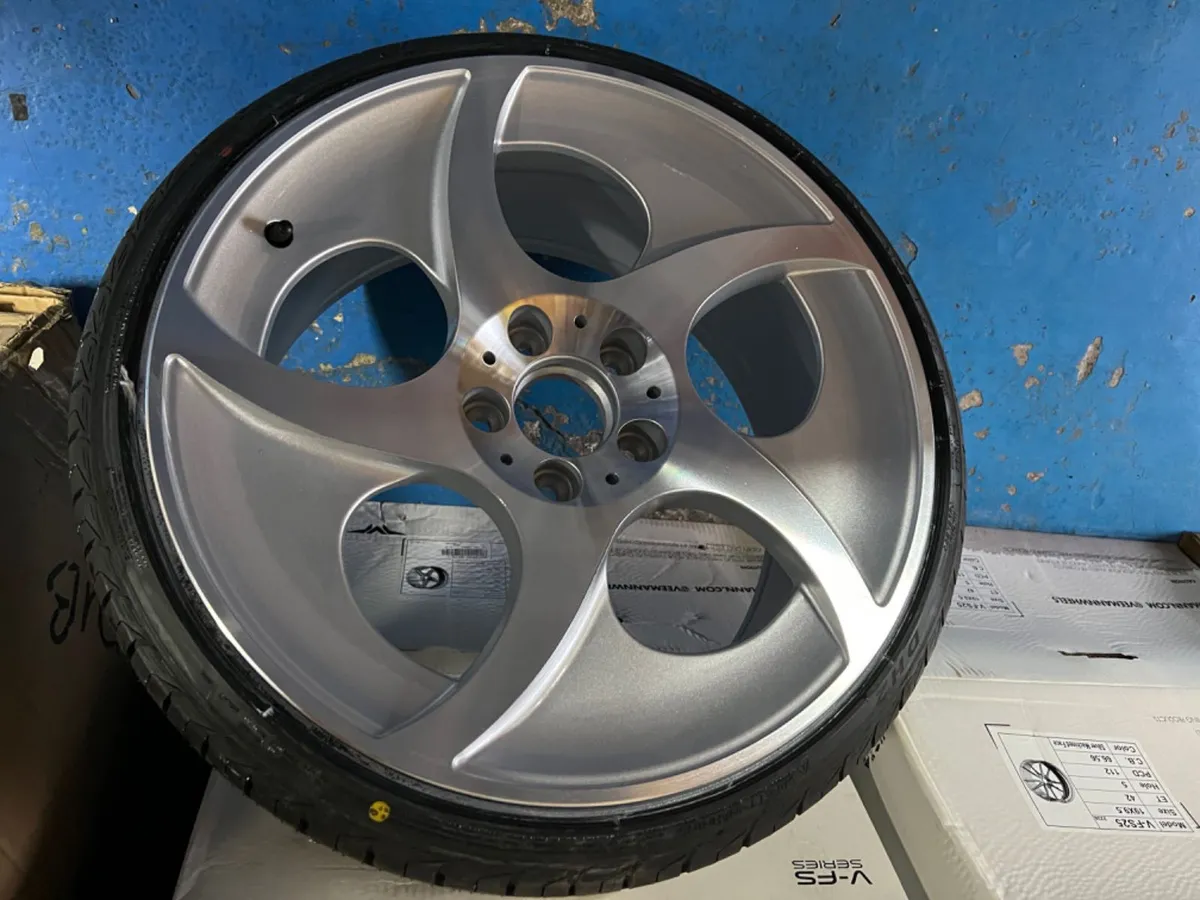 18” Alphard 5x112 alloys & tyres