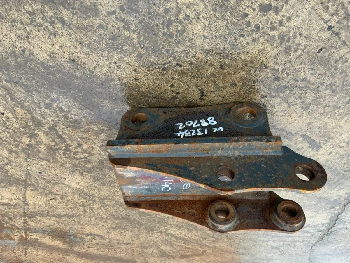 ** QUICK HITCH ADAPTOR.....45mm...........1473 - Image 2