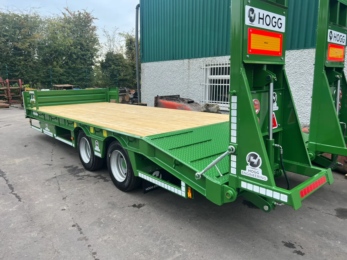 Low loader