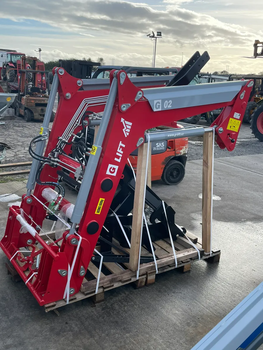 New G lift loader - Image 2