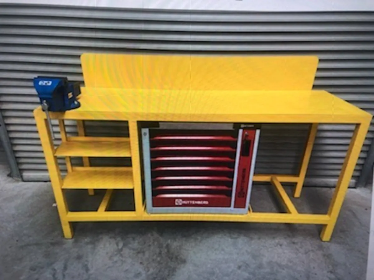 STEEL TABLE - Image 1